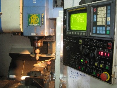 Máy phay CNC